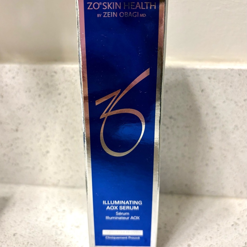 ZO Skin Health Illuminating AOX Serum